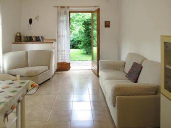 Apartamento Locazione Turistica Casa Angeli (ldc300)