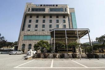 Uljin Grand Hotel