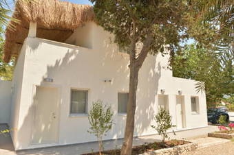 Bed & Breakfast Munchies Beach Suites