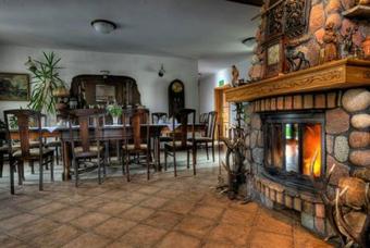 Hostal Go?ciniec Kruty?ski