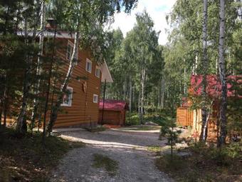 Lodge Dobriy Dom Guest House