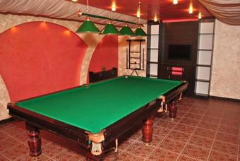 Hostal Zhara Hotel