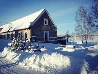 Hotel Jest?�b�