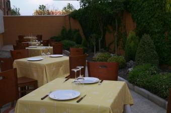 Hotel Hostal El Poligono