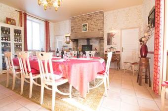 Hostal La Maison De La Fontaine, Le Beny Bocage