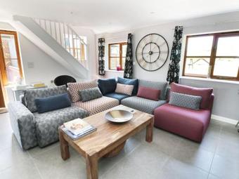 Woodstock Lodge, Worcester
