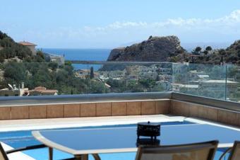 Palaiokastro Villas