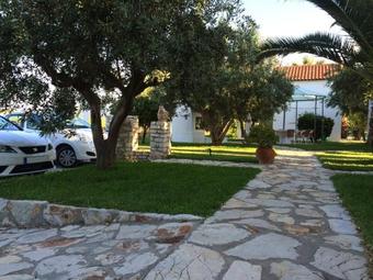 Houdis Houses