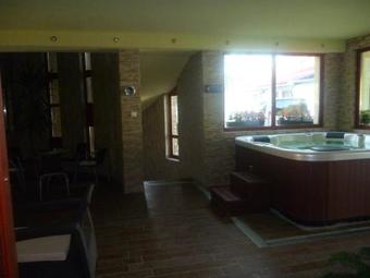 Bed & Breakfast Kir�ly Lovastanya Panzi�