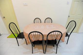 Hostal Luqman Guesthouse