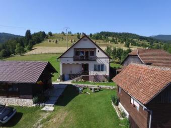 Denisa's Lodge