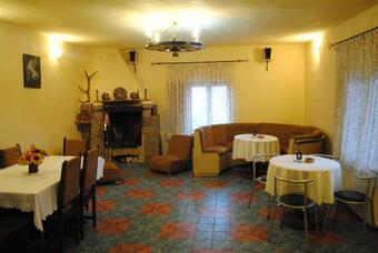 Anna Guesthouse