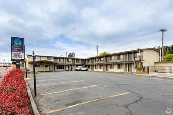 Hotel Anchor Bay Inn