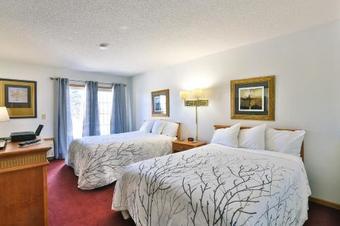 Hotel Amerivu Inn & Suites New Richmond