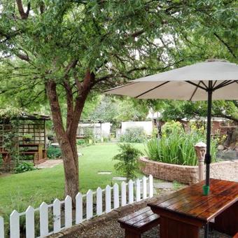 Bed & Breakfast Coffee@home (pty) Ltd