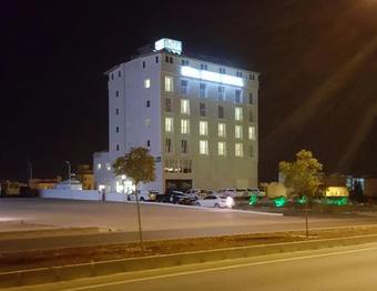 Lina Suite Hotel