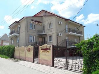 Hostal Mikado