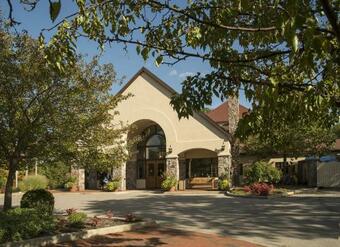 Hotel Potawatomi Inn & Cabins