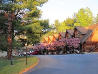 Hotel Nootka Lodge