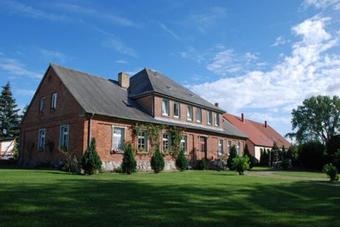 Ferienwohnungen Im Gutshaus Gnies