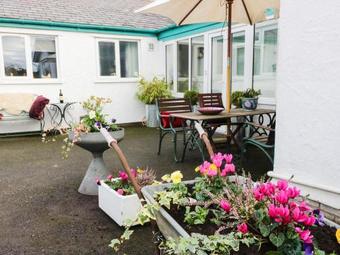 The Flat At Brwyn