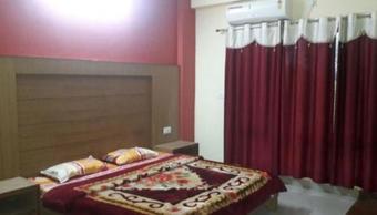 Hotel Himshikhar