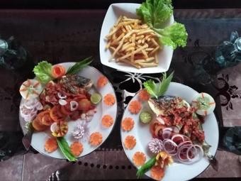 Hostal Mahee House
