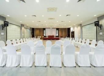 Hotel I-tara Resort & Spa