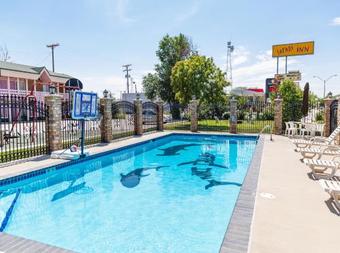 Motel Safari Inn