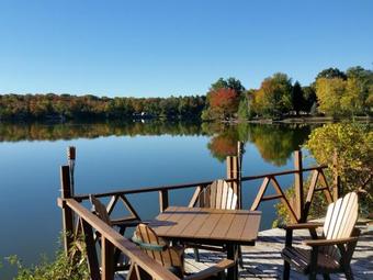 Bed & Breakfast Mariaville Lake B & B