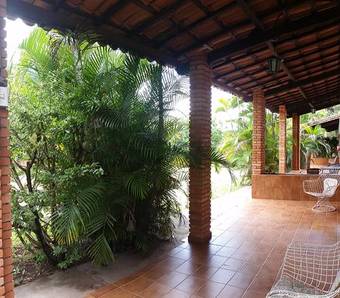 Hotel Holiday House