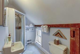 Mount Holly Home
