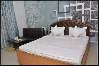 Hotel G P Palace