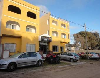 M�danos Hotel