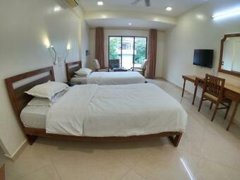 Hotel Ganapati Palace