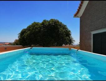 Villa R. Dos Quintais