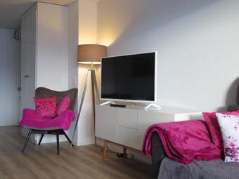 Swiss Seeblick Apartment Mit Hotelanbindung