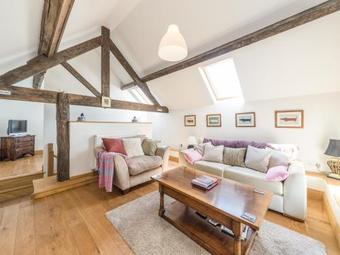 Foxholes Barn