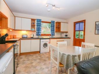 1 Sandholm, Mallaig