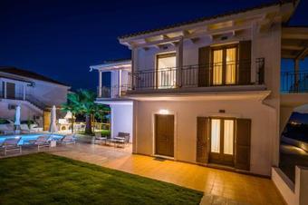 Villa Orchard