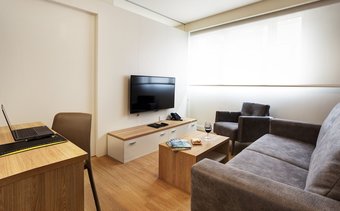 Apartamentos Sercotel Logro�o Suites