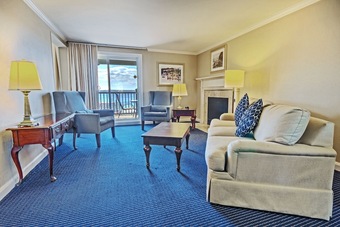 Hotel Club Wyndham Newport Onshore