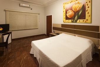 Arlen Hotel