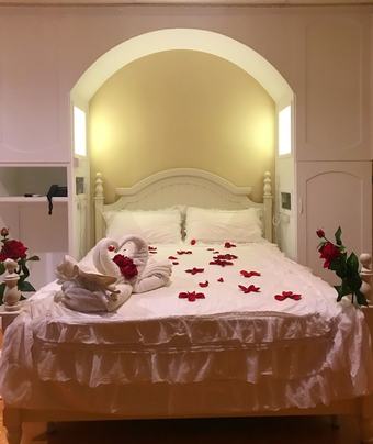 Little Italy Hotel