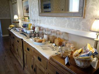 Hotel Link House