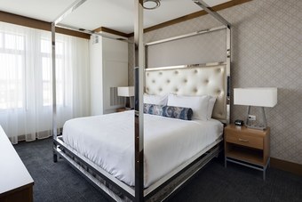 The Hotel Landing