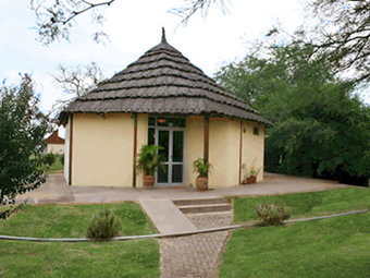 Hotel Marina House Caba�as