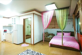 Pension Olleh House