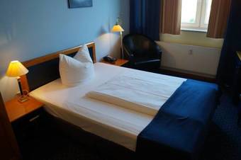 Hoteltow