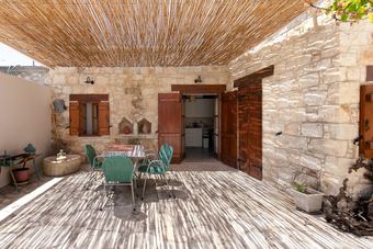 House Of Eleni